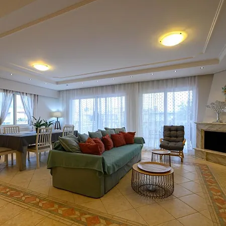 Marine Luxury Apartment Kalamata Exterior photo